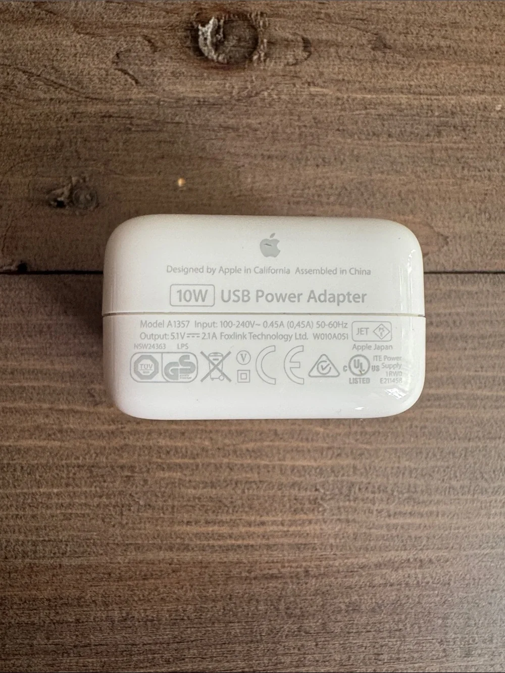 Apple 10W USB A1357 Power Adapter